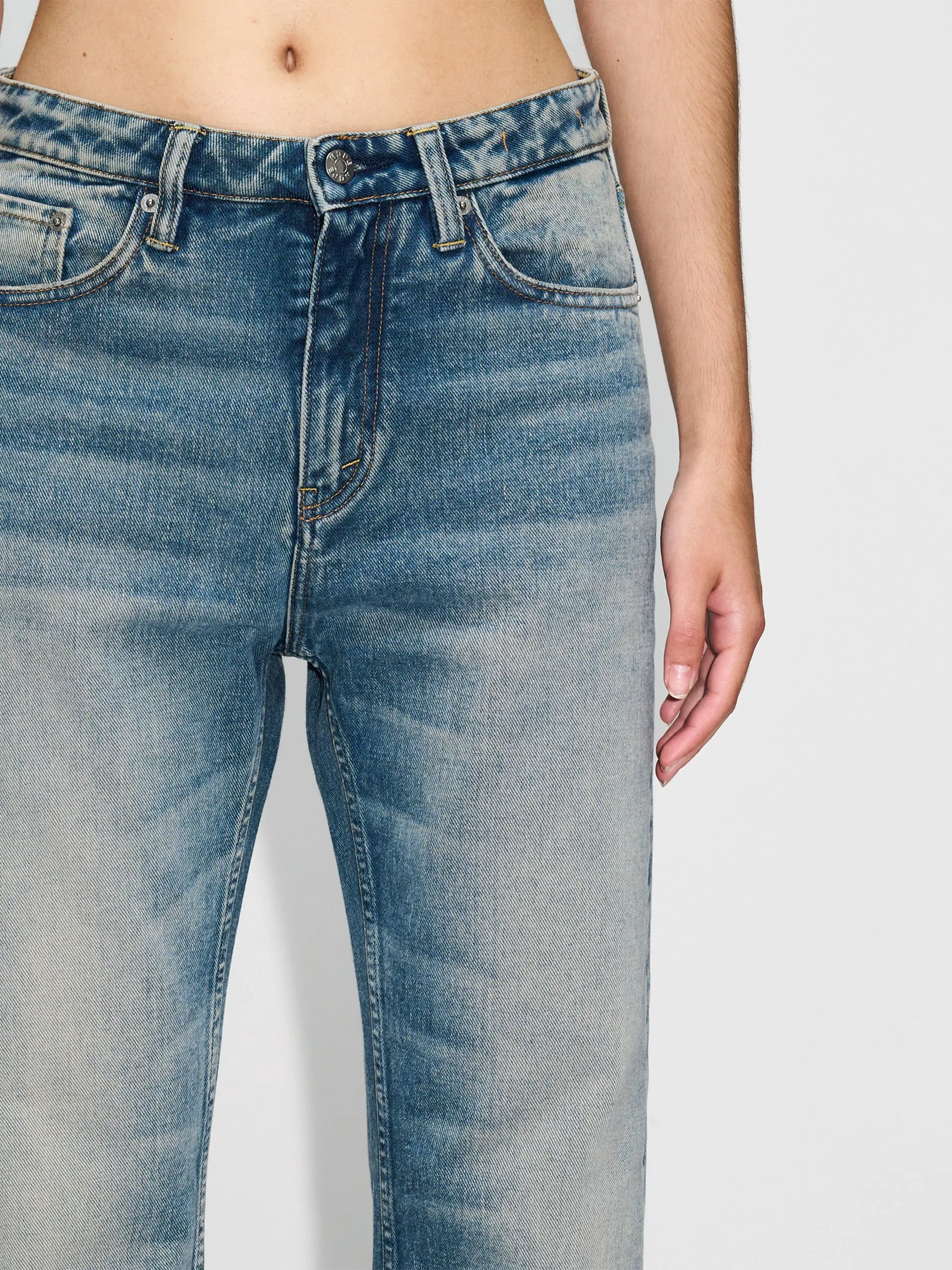 HOPE Easy Jeans Mid Blue Dirty