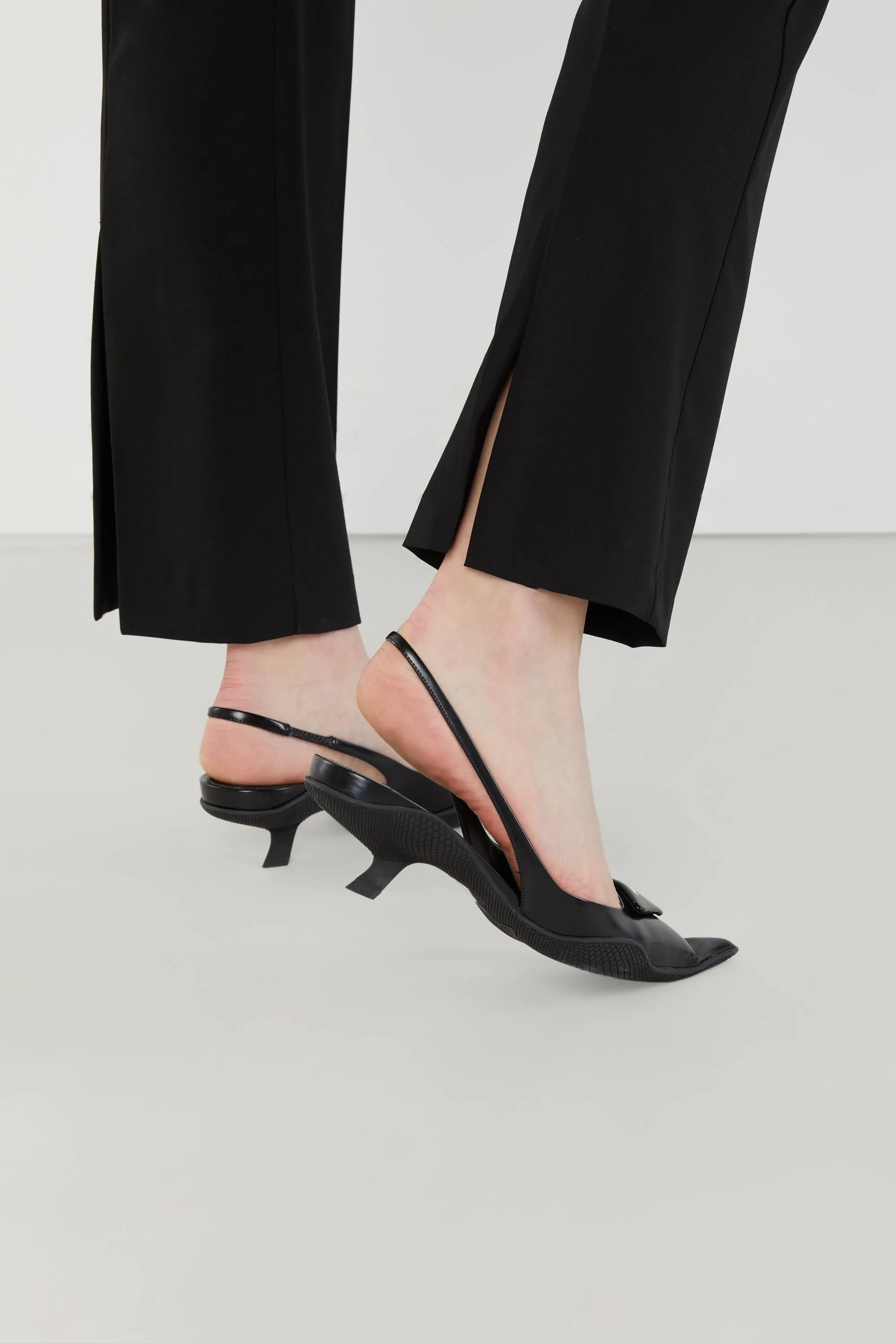 SPLIT BACK HEM TROUSER